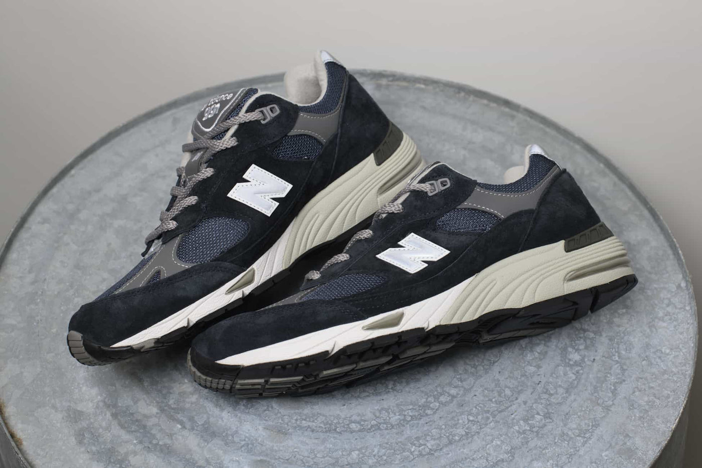 NEW BALANCE 991 navy Made in England