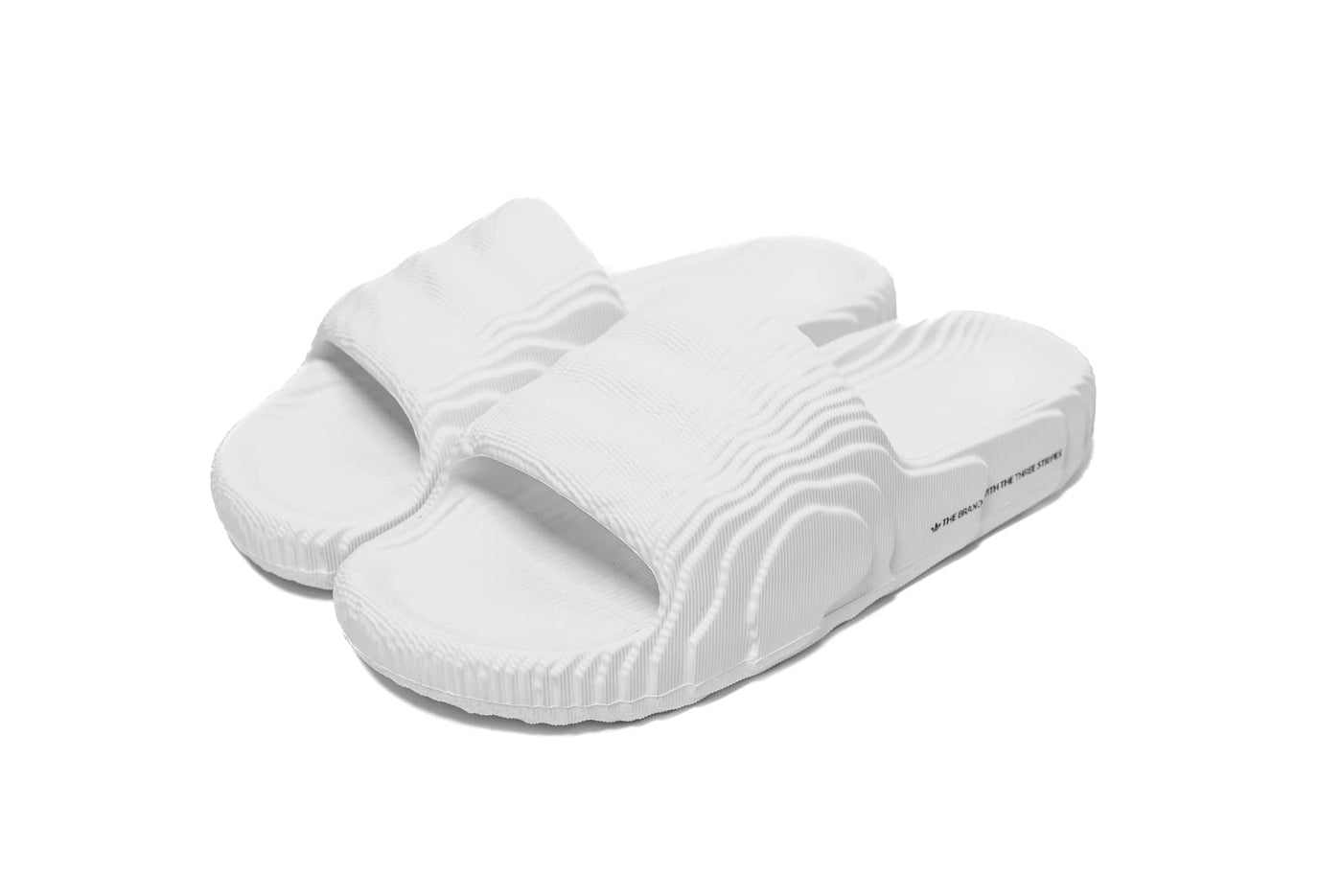 Adidad Adilette White