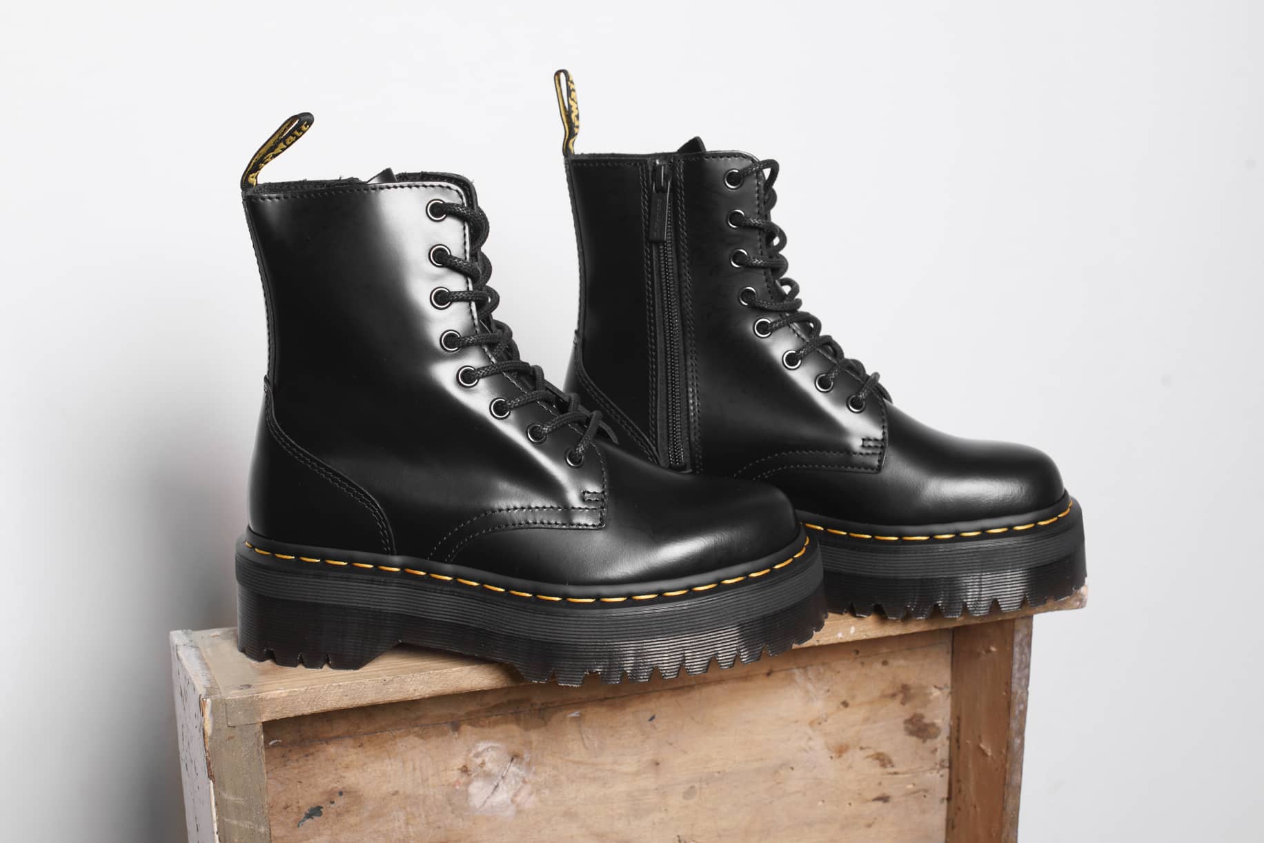 Dr. Martens JADON