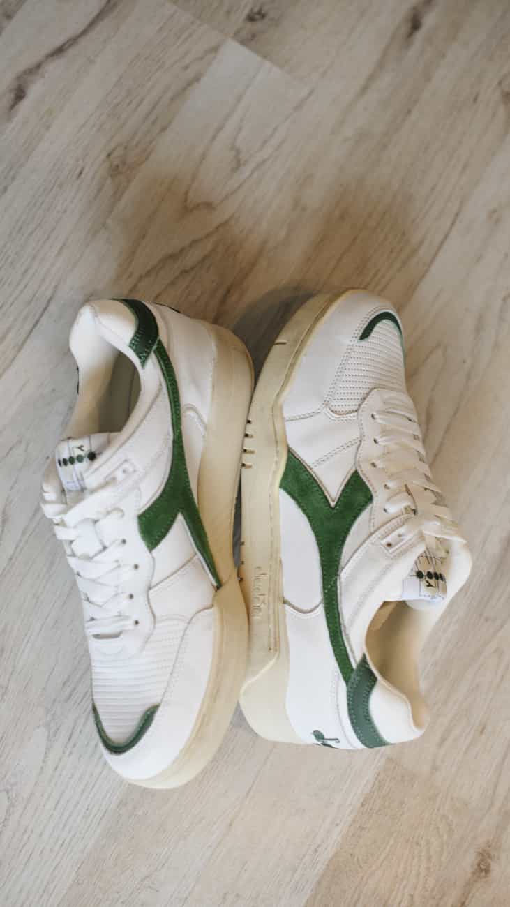 DIADORA B.560 USED white foliage green