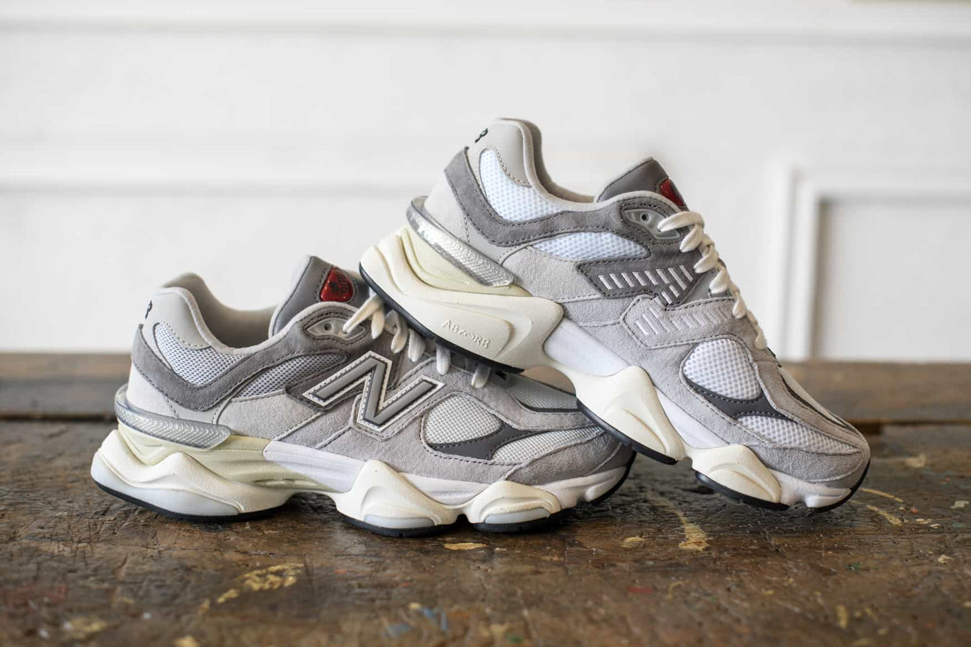 NEW BALANCE 9060 grey