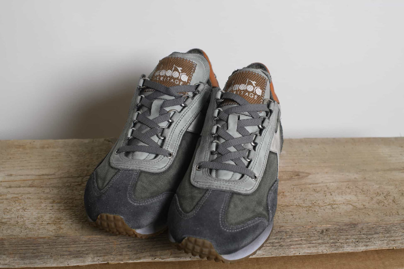 DIADORA EQUIPE DIRTY STONE WASH nickel free