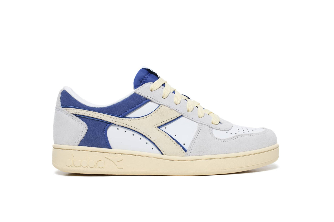 DIADORA MAGIC BASKET LOW SUEDE white blue