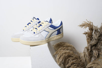 DIADORA MAGIC BASKET LOW SUEDE white blue