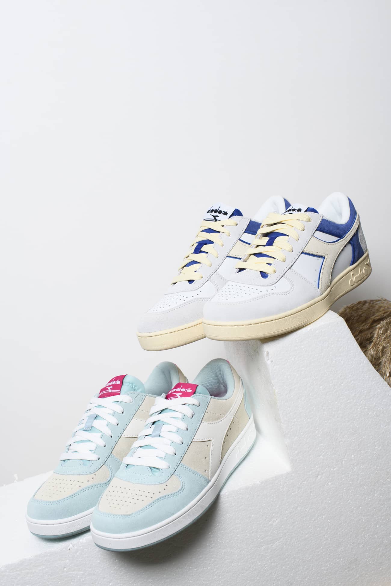 DIADORA MAGIC BASKET LOW SUEDE white blue