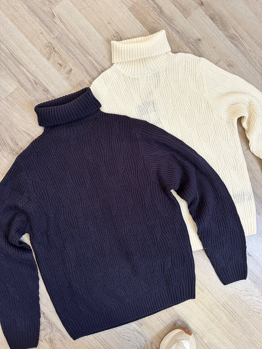 Maglione Dolcevita In Treccia Blue